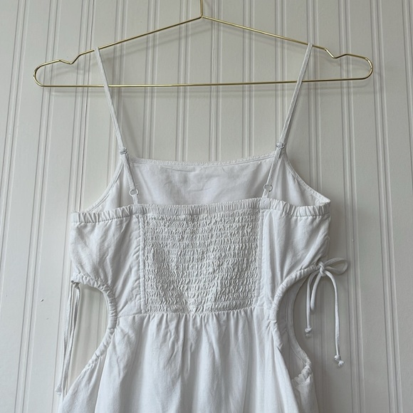 White Linen Mini Dress with Side Cutouts - Picture 4 of 5